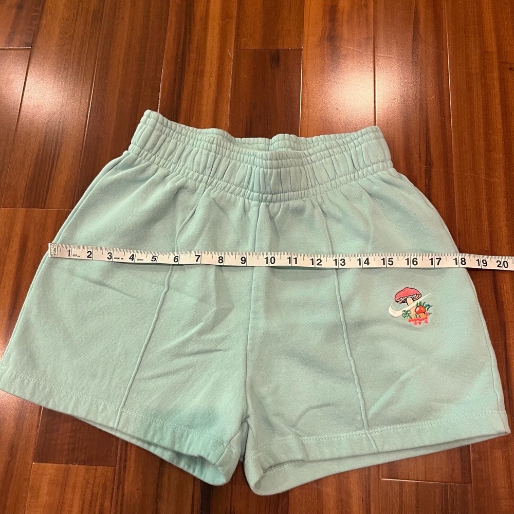 Nike Mushroom Sweat Shorts Light Green Embroidered Limited Edition Size Small‎ - Picture 7 of 7
